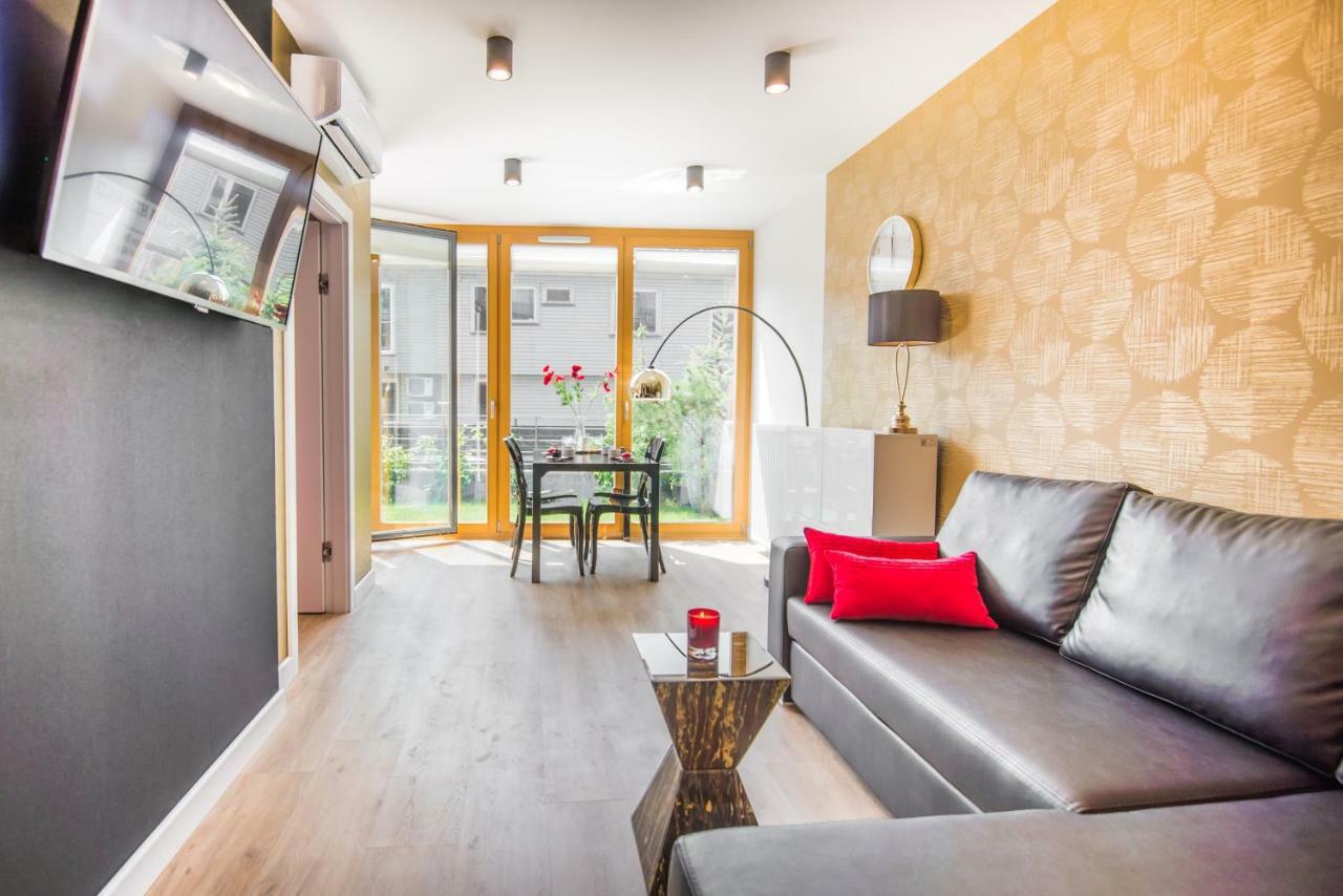 Apartment Galaxy Garden Cracow *